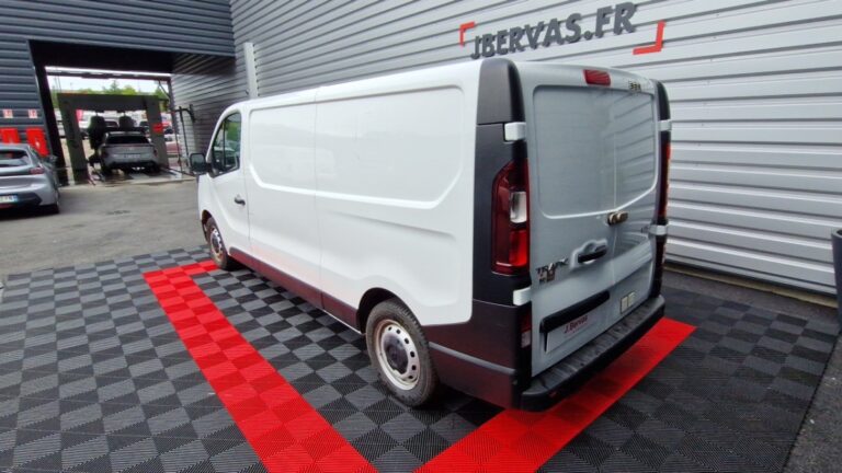 Renault Trafic FOURGON 3000 kg blue dci 130 grand confort - Image 07 (July 7, 2026)