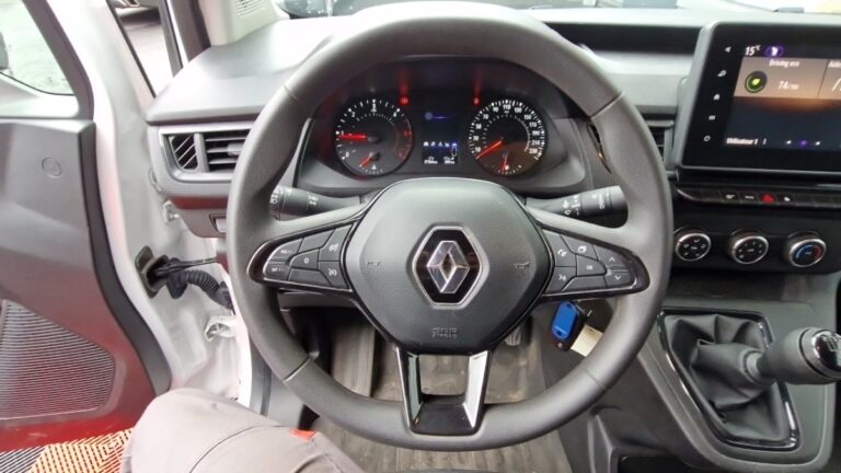 Renault Kangoo Van BLUE DCI 95 GRAND CONFORT - Image 12 (July 7, 2026)