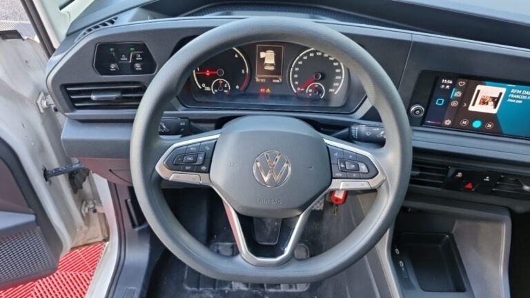 Volkswagen Caddy CARGO 2.0 TDI 75 BVM6 BUSINESS - Image 13 (July 7, 2026)