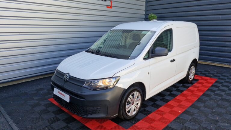 Volkswagen Caddy CARGO 2.0 TDI 75 BVM6 BUSINESS - Image 02 (July 7, 2026)