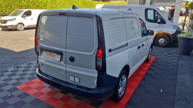 Volkswagen Caddy CARGO 2.0 TDI 75 BVM6 BUSINESS - Image 06 (July 7, 2026)