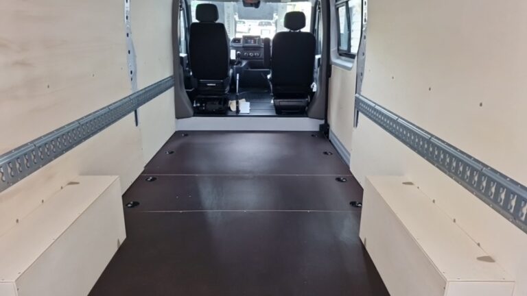 Renault Master F3500 blue dci 165 grand confort - Image 06 (July 7, 2026)