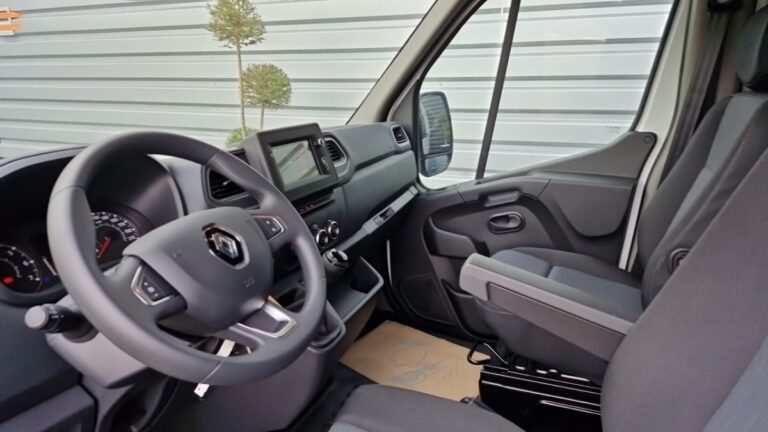 Renault Master F3500 blue dci 165 grand confort - Image 08 (July 7, 2026)