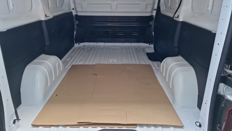 Renault Trafic 3000 kg blue dci 150 grand confort - Image 06 (July 7, 2026)
