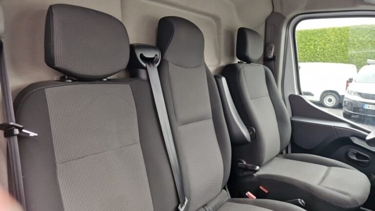Renault Master FOURGON F3500 dci 135 grand confort - Image 05 (July 7, 2026)