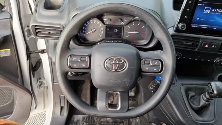 Toyota Proace City MEDIUM 1.5L 100 D-4D BVM5 ACTIVE - Image 10 (July 7, 2026)