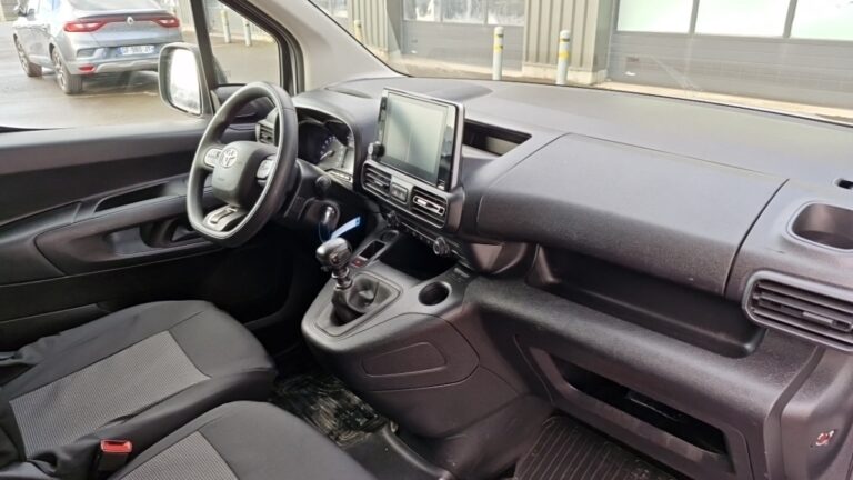 Toyota Proace City MEDIUM 1.5L 100 D-4D BVM5 ACTIVE - Image 04 (July 7, 2026)