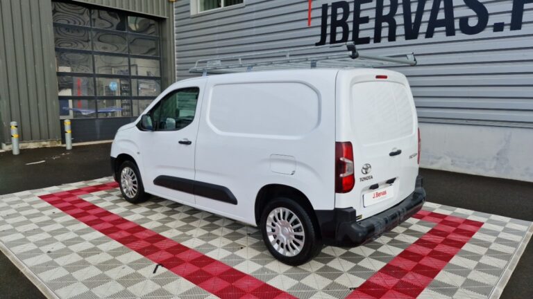 Toyota Proace City MEDIUM 1.5L 100 D-4D BVM5 ACTIVE - Image 08 (July 7, 2026)
