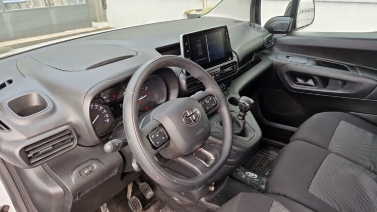 Toyota Proace City MEDIUM 1.5L 100 D-4D BVM5 ACTIVE - Image 09 (July 7, 2026)
