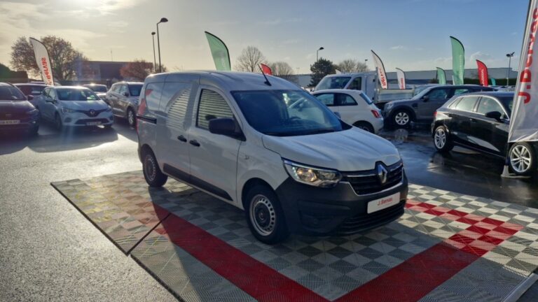 Renault Express Van BLUE DCI 95 – 22 CONFORT - Image 02 (July 7, 2026)