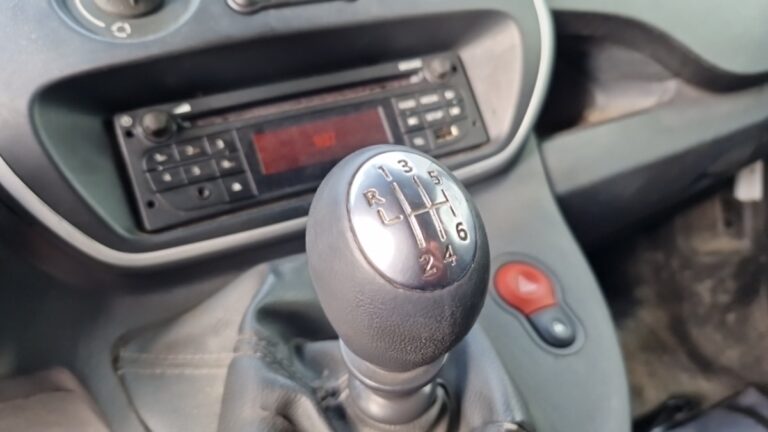 Renault Kangoo Express BLUE DCI 80 GRAND CONFORT - Image 14 (July 7, 2026)