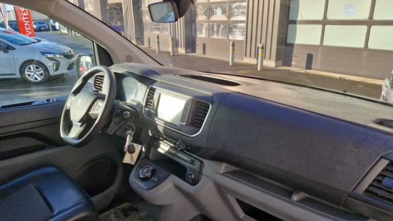 Peugeot Expert Long 2.0 bluehdi 120 ss eat8 asphalt - Image 04 (July 7, 2026)