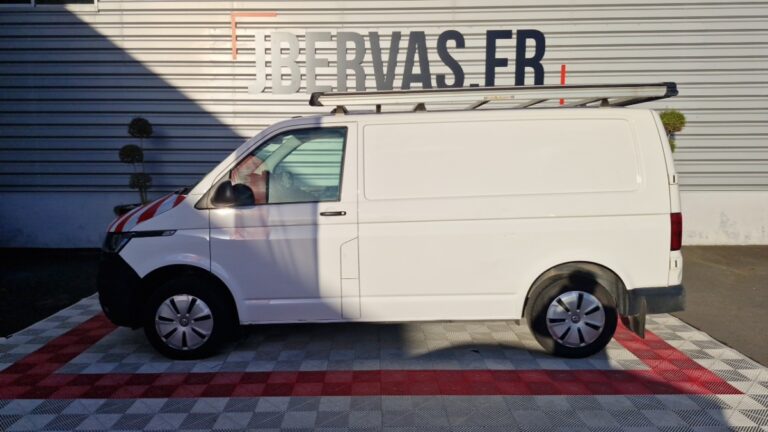 Volkswagen Transporter 2.0 TDI 150 BVM6 BUSINESS - Image 01 (July 7, 2026)