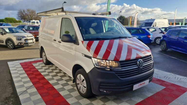 Volkswagen Transporter 2.0 TDI 150 BVM6 BUSINESS - Image 03 (July 7, 2026)