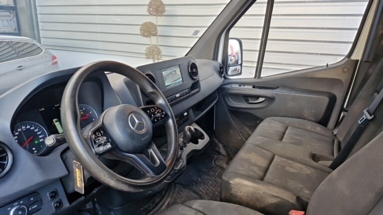 Mercedes Sprinter FOURGON 317 cdi 37 3.5t rwd pro - Image 10 (July 7, 2026)