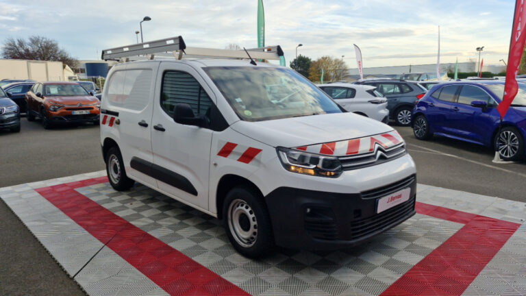Citroën Berlingo VAN M 650 BLUEHDI 100 SS BVM5 CLUB - Image 03 (July 7, 2026)