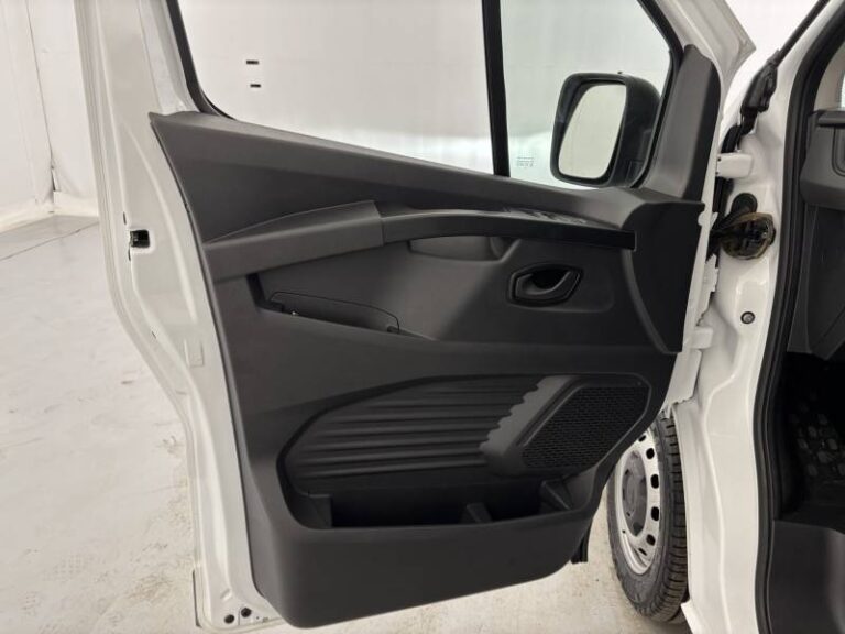 Renault Trafic FG BLUE DCI 130 3T GSR2 ADVANCE - Image 11 (July 7, 2026)