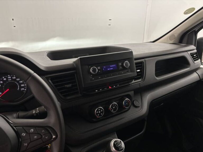 Renault Trafic FGN 2800 KG BLUE DCI 110 CONFORT - Image 12 (July 7, 2026)