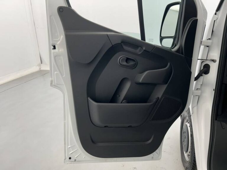 Renault Master FOURGON FGN TRAC F3500 BLUE DCI 135 CONFORT - Image 11 (July 7, 2026)