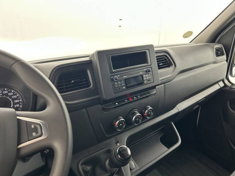 Renault Master FOURGON FGN TRAC F3500 BLUE DCI 135 CONFORT - Image 12 (July 7, 2026)