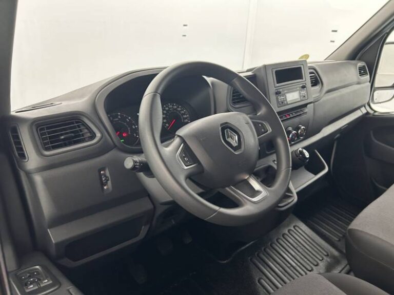Renault Master FOURGON FGN TRAC F3500 BLUE DCI 135 CONFORT - Image 10 (July 7, 2026)