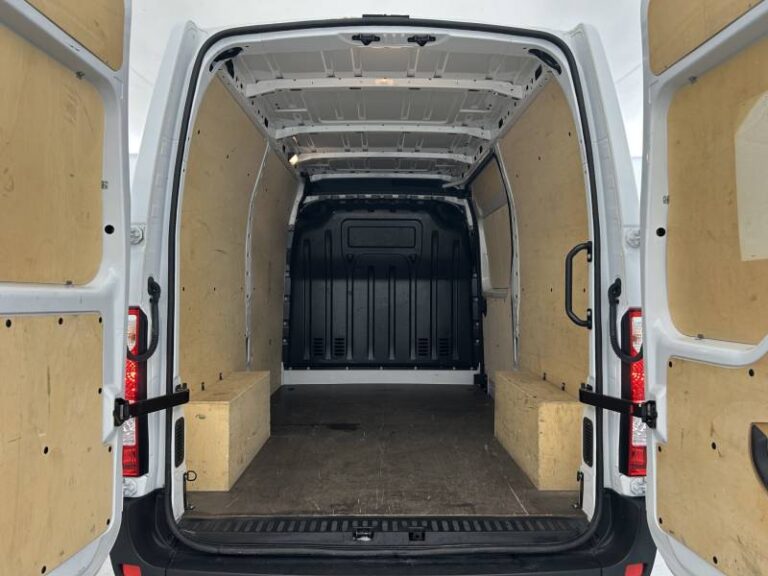 Renault Master FOURGON FGN TRAC F3500 BLUE DCI 135 CONFORT - Image 18 (July 7, 2026)