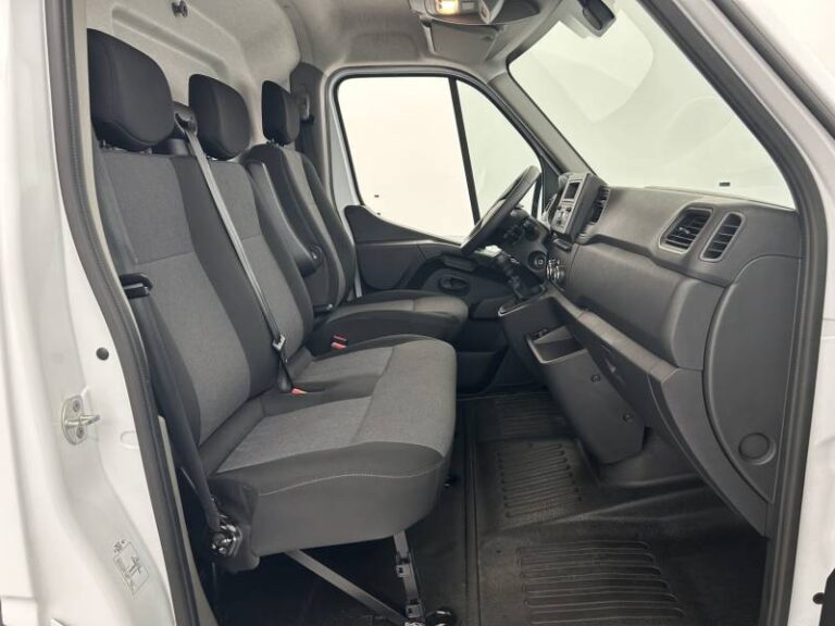 Renault Master FOURGON FGN TRAC F3500 BLUE DCI 135 CONFORT - Image 14 (July 7, 2026)