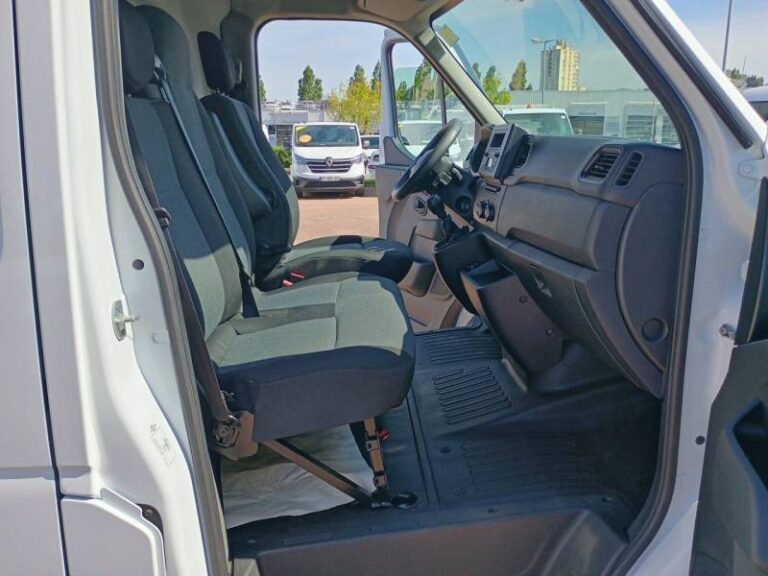 Renault Master FOURGON FGN TRAC F3300 BLUE DCI 135 CONFORT - Image 14 (July 7, 2026)