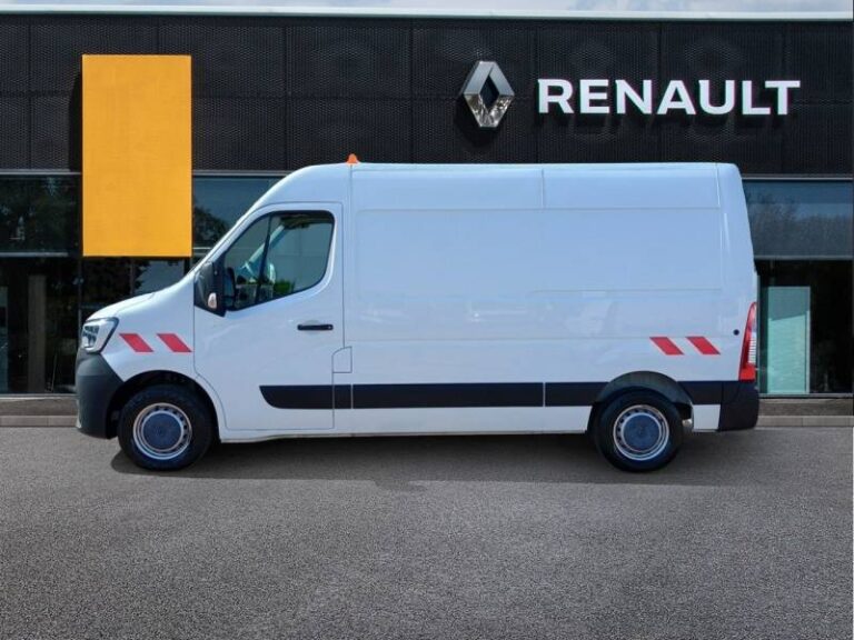 Renault Master FOURGON FGN TRAC F3300 BLUE DCI 135 CONFORT - Image 02 (July 7, 2026)