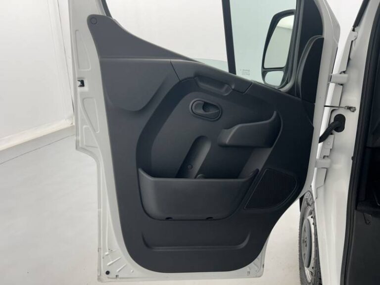 Renault Master FOURGON FGN TRAC F3500 BLUE DCI 135 CONFORT - Image 11 (July 7, 2026)