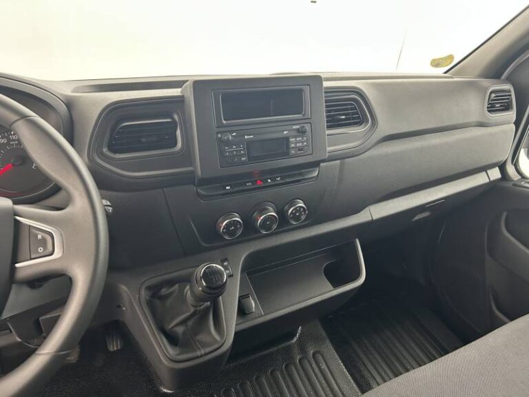 Renault Master FOURGON FGN TRAC F3500 BLUE DCI 135 CONFORT - Image 12 (July 7, 2026)