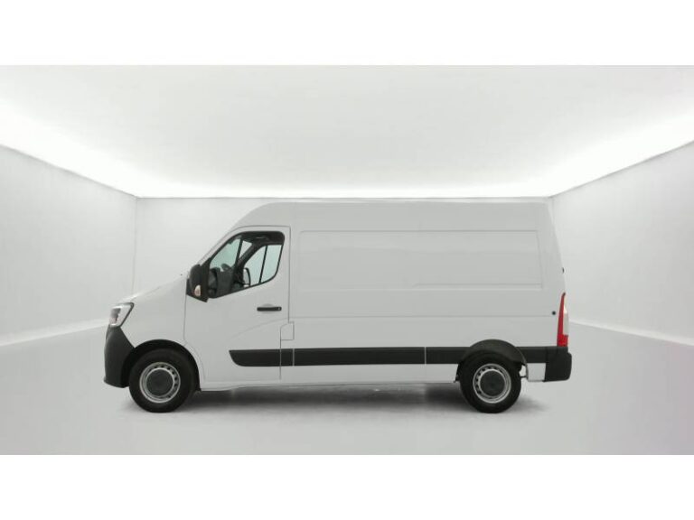 Renault Master FOURGON FGN TRAC F3500 BLUE DCI 135 CONFORT - Image 02 (July 7, 2026)
