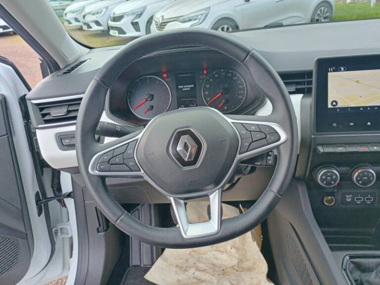 Renault Clio SOCIETE SCE 65 EVOLUTION - Image 10 (July 7, 2026)