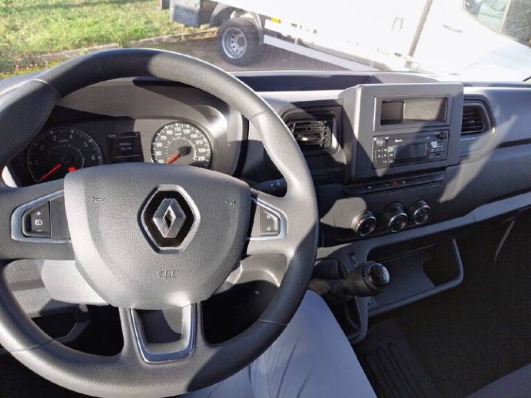 Renault Master FOURGON FGN TRAC F3500 BLUE DCI 135 CONFORT - Image 11 (July 7, 2026)