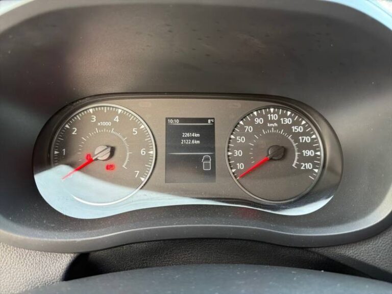 Renault Master FOURGON FGN TRAC F3500 BLUE DCI 135 CONFORT - Image 09 (July 7, 2026)