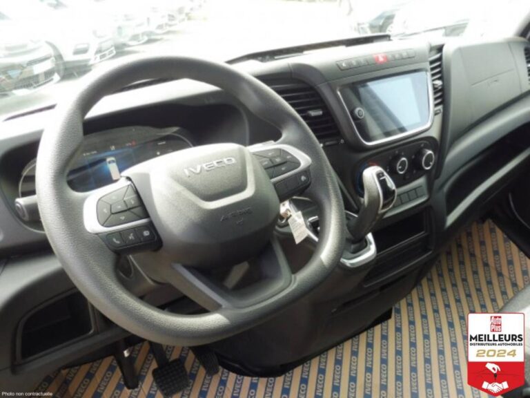 Iveco Daily 35S18 3.0 V16 HI-MATIC H2 180CV - Image 04 (July 7, 2026)