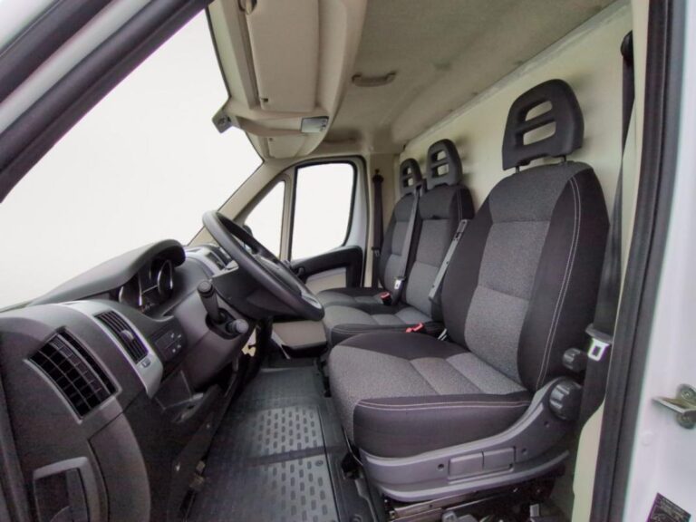 Fiat Ducato GRD VOL 3.5 MAXI L 2.3 MULTIJET 130CH CAISSE DEMENAGEMENT - Image 12 (July 7, 2026)