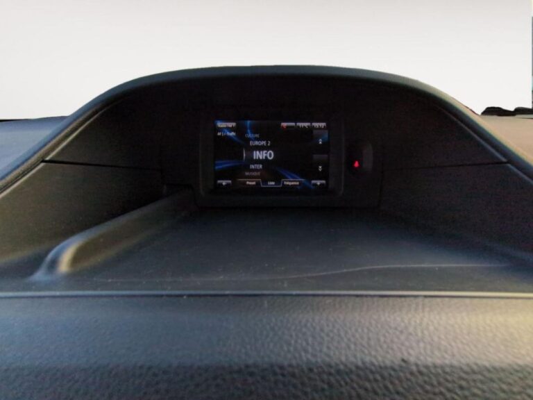 Renault Kangoo Express II 1.5 DCI 90CH EXTRA R-LINK MOTRICITE RENFORCEE FAM - Image 16 (July 7, 2026)