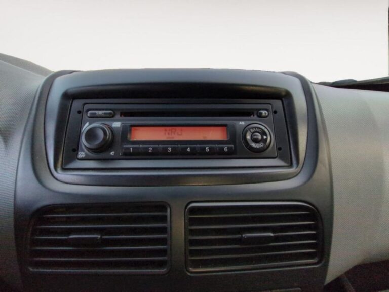 Opel Combo TOUR 1.6 CDTI 90CH COSMO - Image 17 (July 7, 2026)