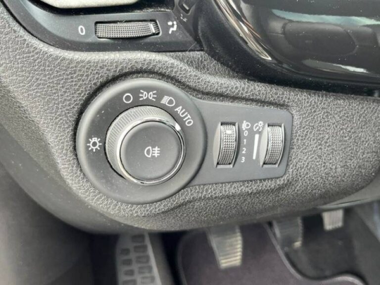Fiat 500X 1.6 Multijet 120 ch 120th - Image 17 (July 7, 2026)