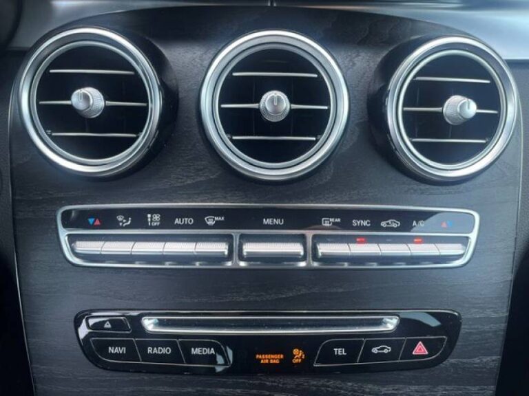 Mercedes classe glc 220 d 9G-TRONIC 4Matic Launch Edition - Image 12 (July 7, 2026)