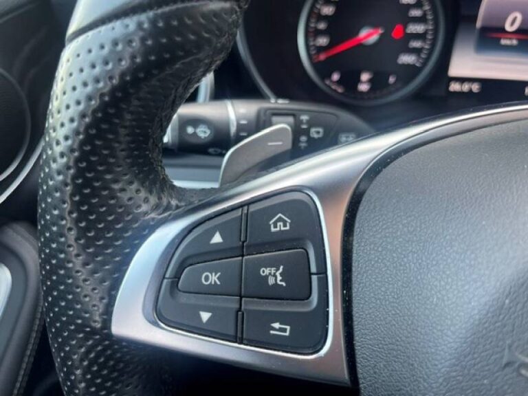Mercedes classe glc 220 d 9G-TRONIC 4Matic Launch Edition - Image 15 (July 7, 2026)