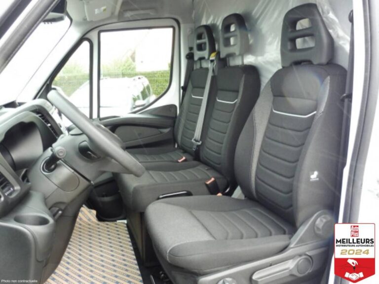Iveco Daily 35S16 2.3 V12 HI-MATIC 156CV - Image 03 (July 7, 2026)