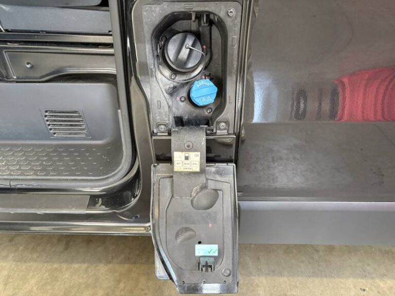 Nissan NV300 FOURGON 2T8 2.0 DCI 145 S/S DCT N-CONNECTA - Image 19 (July 7, 2026)