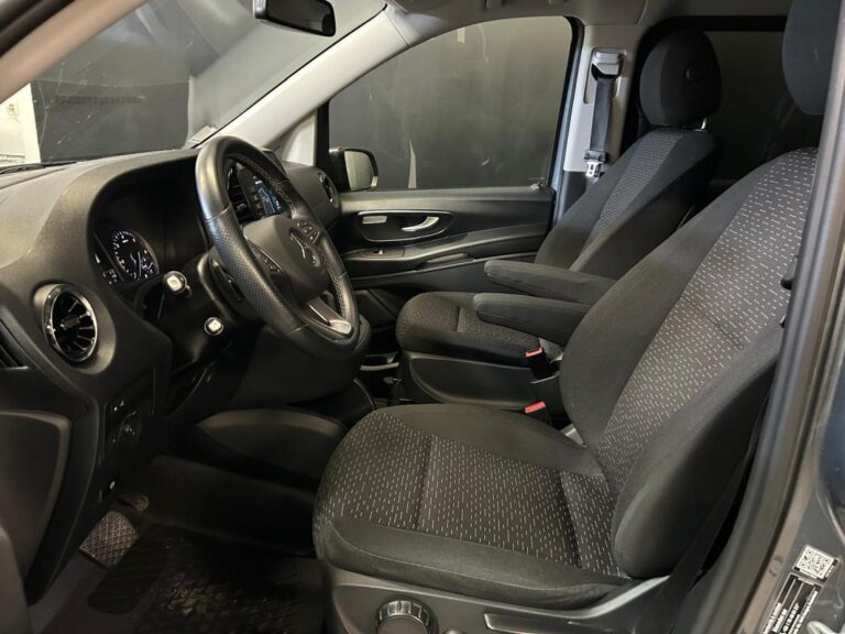 Mercedes Vito mixto Combi 119 1.9 CDI 16V 9G-TRONIC 190 cv Boîte auto*TVa Récupérable - Image 07 (July 7, 2026)