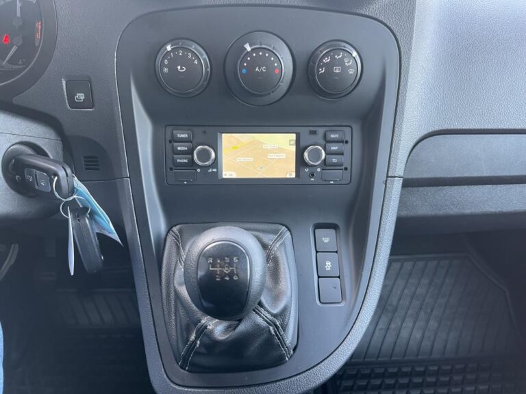 Mercedes Citan 109 1.5 CDI 95 CH GPS/Bluetooth/Clim *TVA RECUPERABLE 10825 € HT - Image 17 (July 7, 2026)