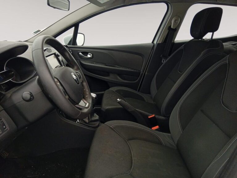 Renault Clio IV STE 1.5 DCI 75 AIR MEDIANAV - Image 08 (July 7, 2026)