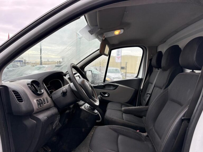 Renault Trafic III Fourgon Dci 95 Grand Confort - Image 03 (July 7, 2026)