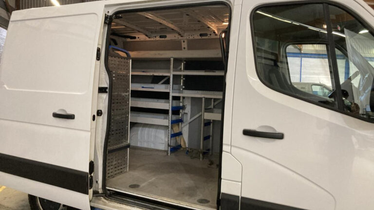 Renault Master III Fourgon DCI 150 Grand Confort - Image 05 (July 7, 2026)
