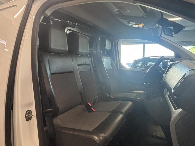 Citroën Jumpy XL 2.0 BlueHDi S&S III FOURGON Club PHASE 1/ GARANTIE 12 MOIS - Image 19 (July 7, 2026)